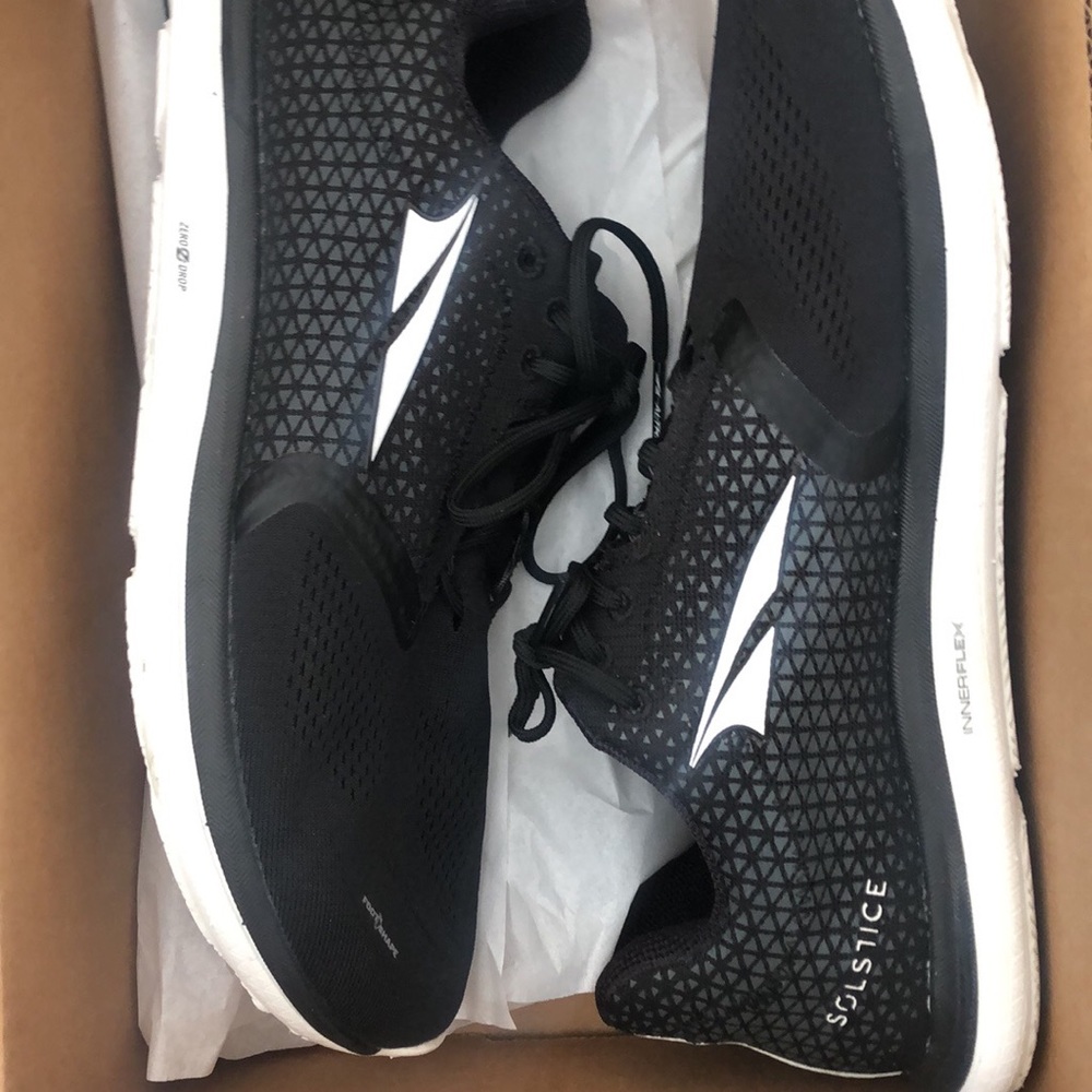 Women’s Altra Solstice Sneakers